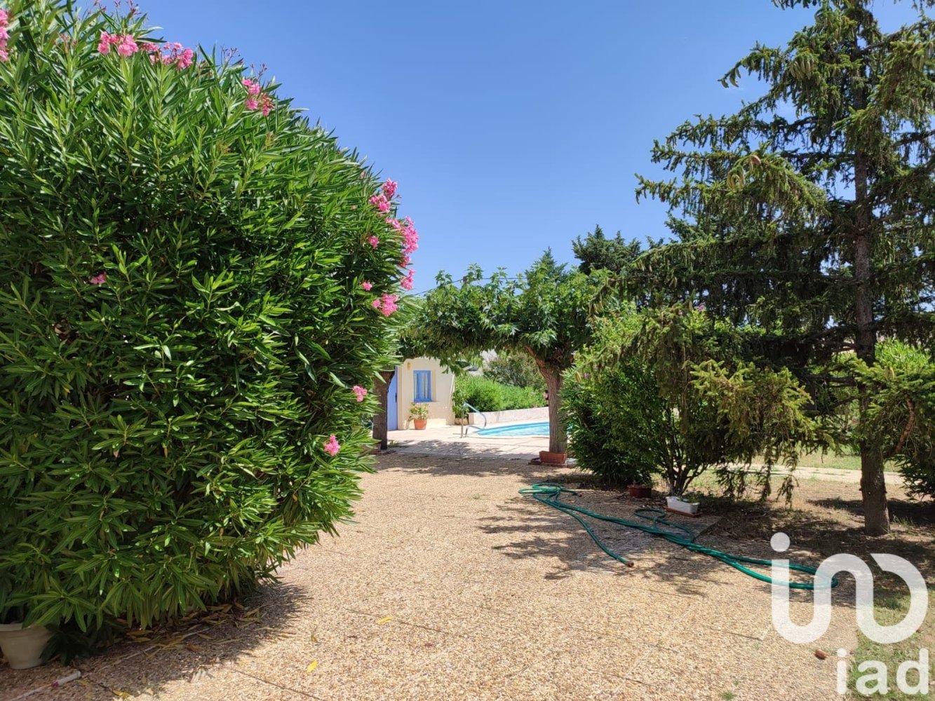 3 bedrooms House in Aubignan, France No. 295092