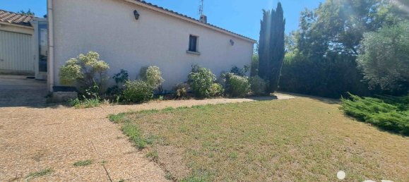 3 bedrooms House in Aubignan, France No. 295092 7