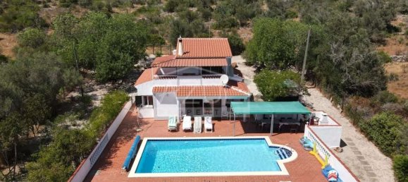 3 Schlafzimmer Villa in Loule, Portugal, Nr. 145552 2