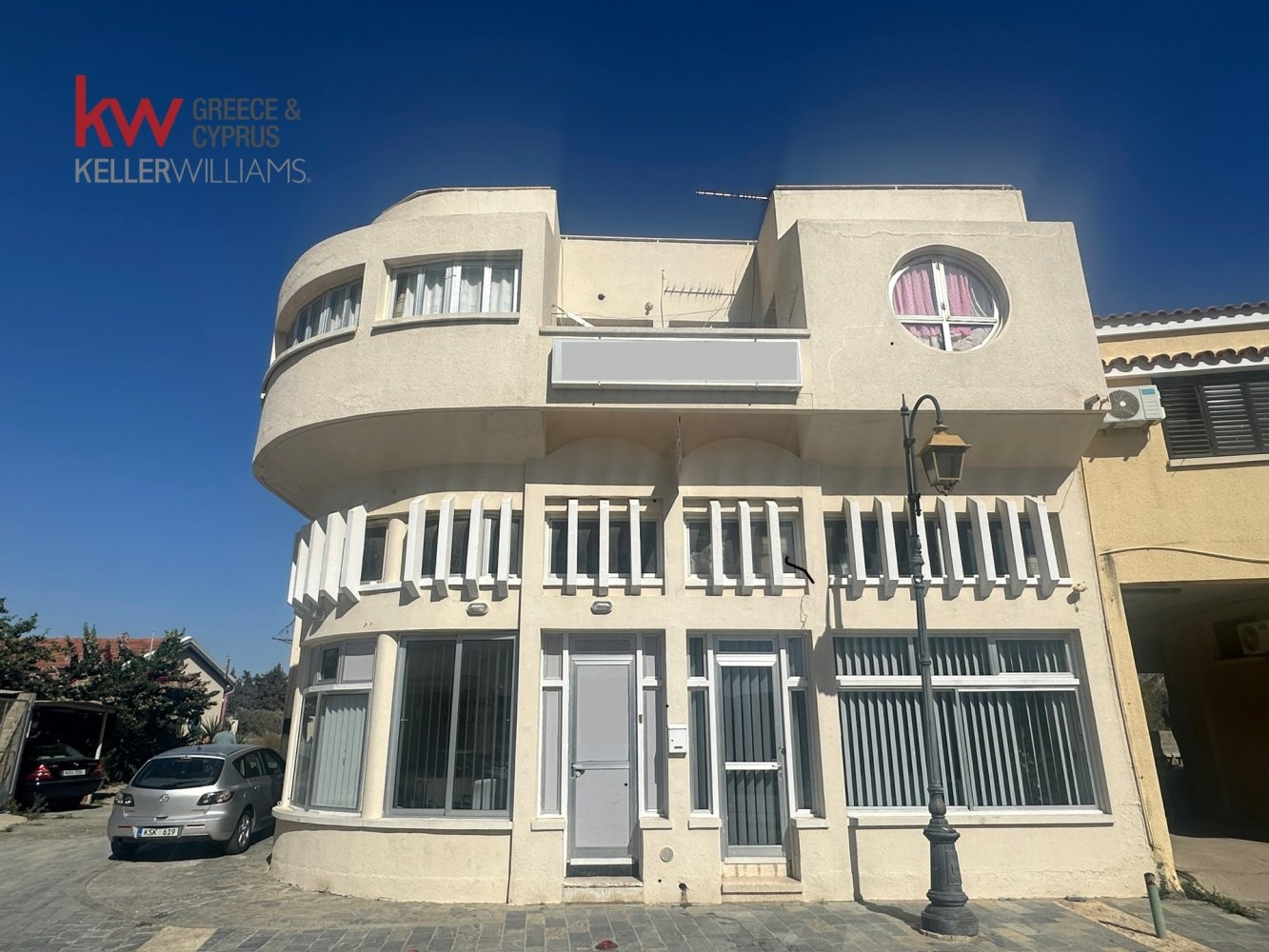 8 dormitorios propiedad comercial en venta en Pervolia, Larnaka, Cyprus № 26148