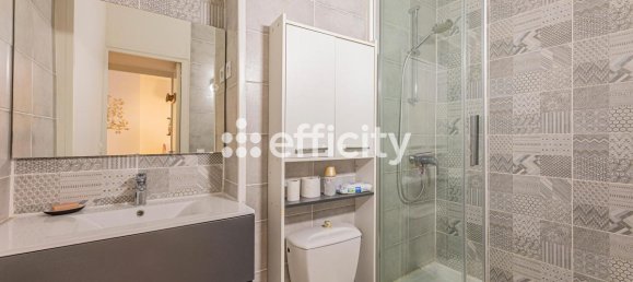 Adosado de 3 dormitorios en Tours, France No. 255777 12