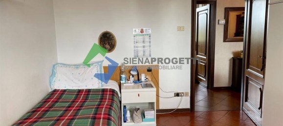 Apartamento de 2 dormitorios en Siena, Italy No. 45099 26