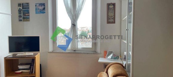 Apartamento de 2 dormitorios en Siena, Italy No. 45099 24