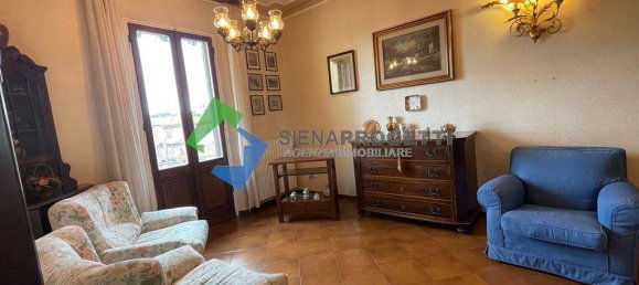 Apartamento de 2 dormitorios en Siena, Italy No. 45099 2