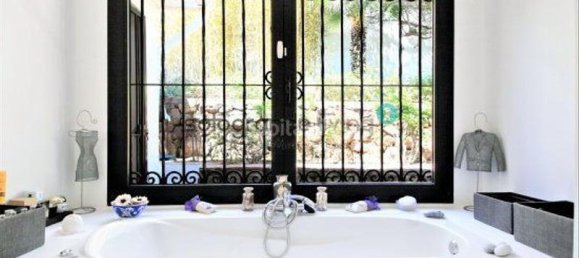 Вилла с 4 спальнями в Чуллера, Испания № 85823 12