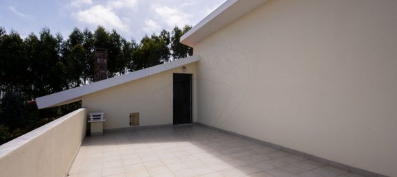 2 bedrooms House in Caldas da Rainha, Portugal No. 29728 17