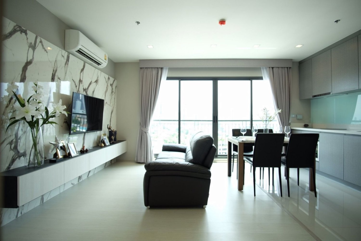 2 bedrooms Condo in Rhythm Sukhumvit 36-38 Railay Beach, Thailand No. 32037