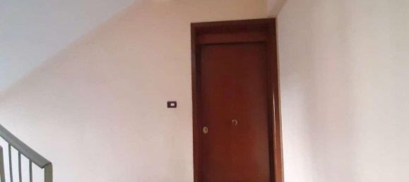 Apartamento de 5 habitaciónes en Taranto, Italy No. 34628 15