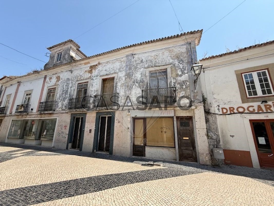 Gebäude in Torres Vedras, Portugal 517m², Nr. 300533