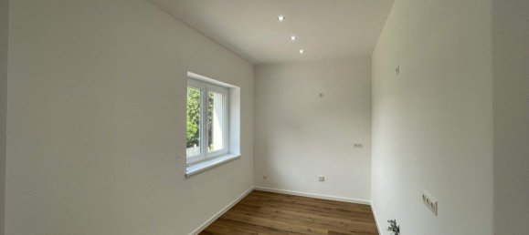 Дом с 7 комнатами в Винер Нойштадт, Австрия № 246107 30