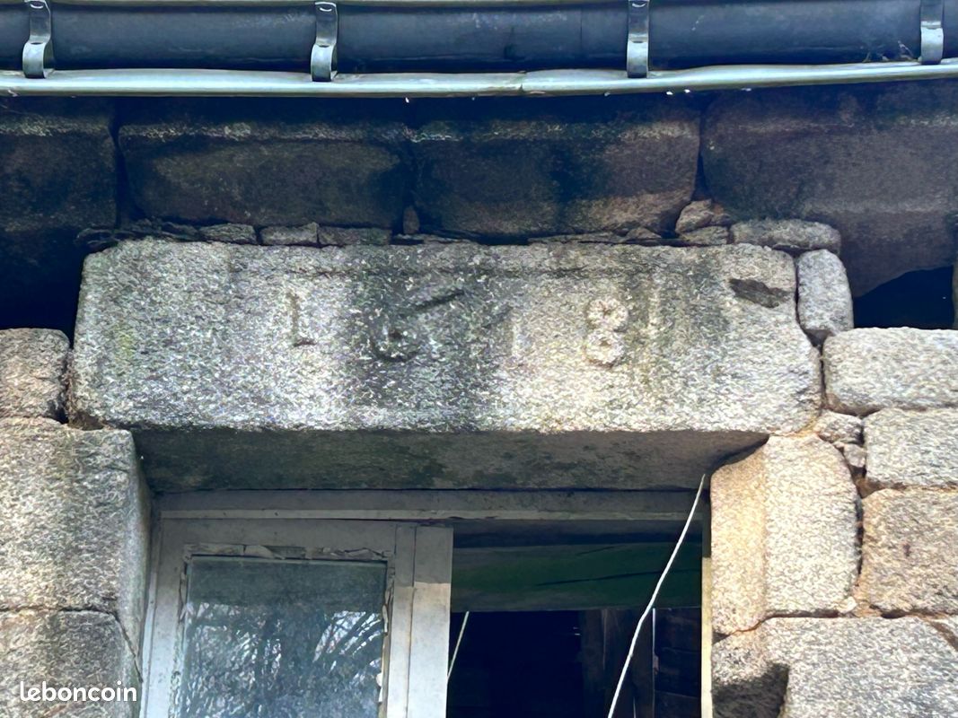 Studio in Pontivy, France No. 326393