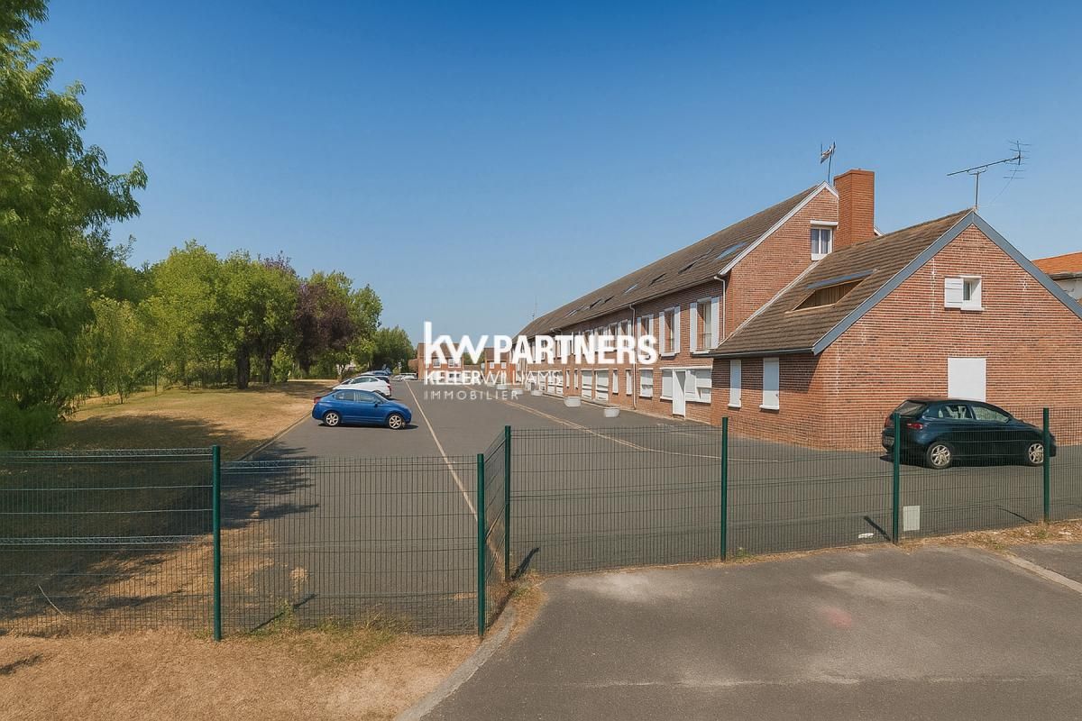  مكتب في Combs-la-Ville, France 918متر مربع رقم 351631