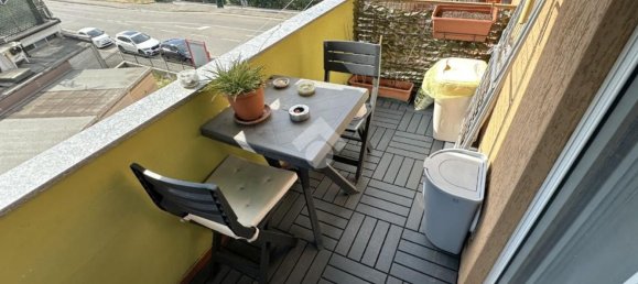 3-salle Appartement à Paullo, Italy No. 263954 16