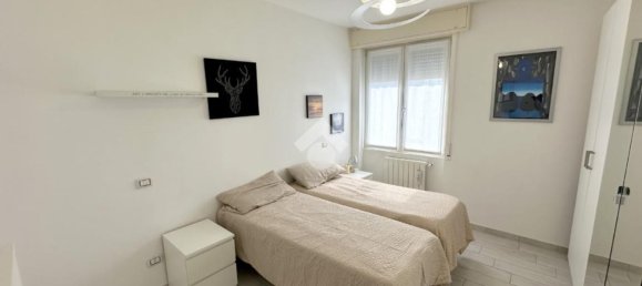 3-salle Appartement à Paullo, Italy No. 263954 25