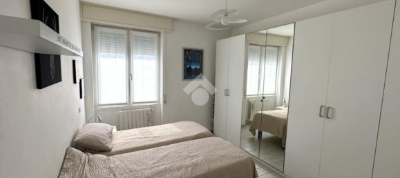3-salle Appartement à Paullo, Italy No. 263954 17