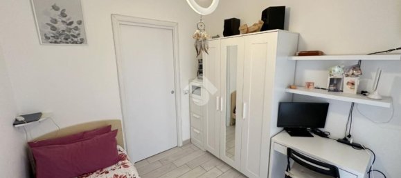 3-salle Appartement à Paullo, Italy No. 263954 20