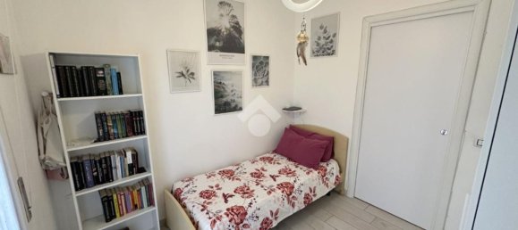 3-salle Appartement à Paullo, Italy No. 263954 27