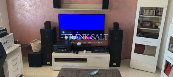 3 غرف نوم بانتهاوس في Hamrun, Malta رقم 3108 16