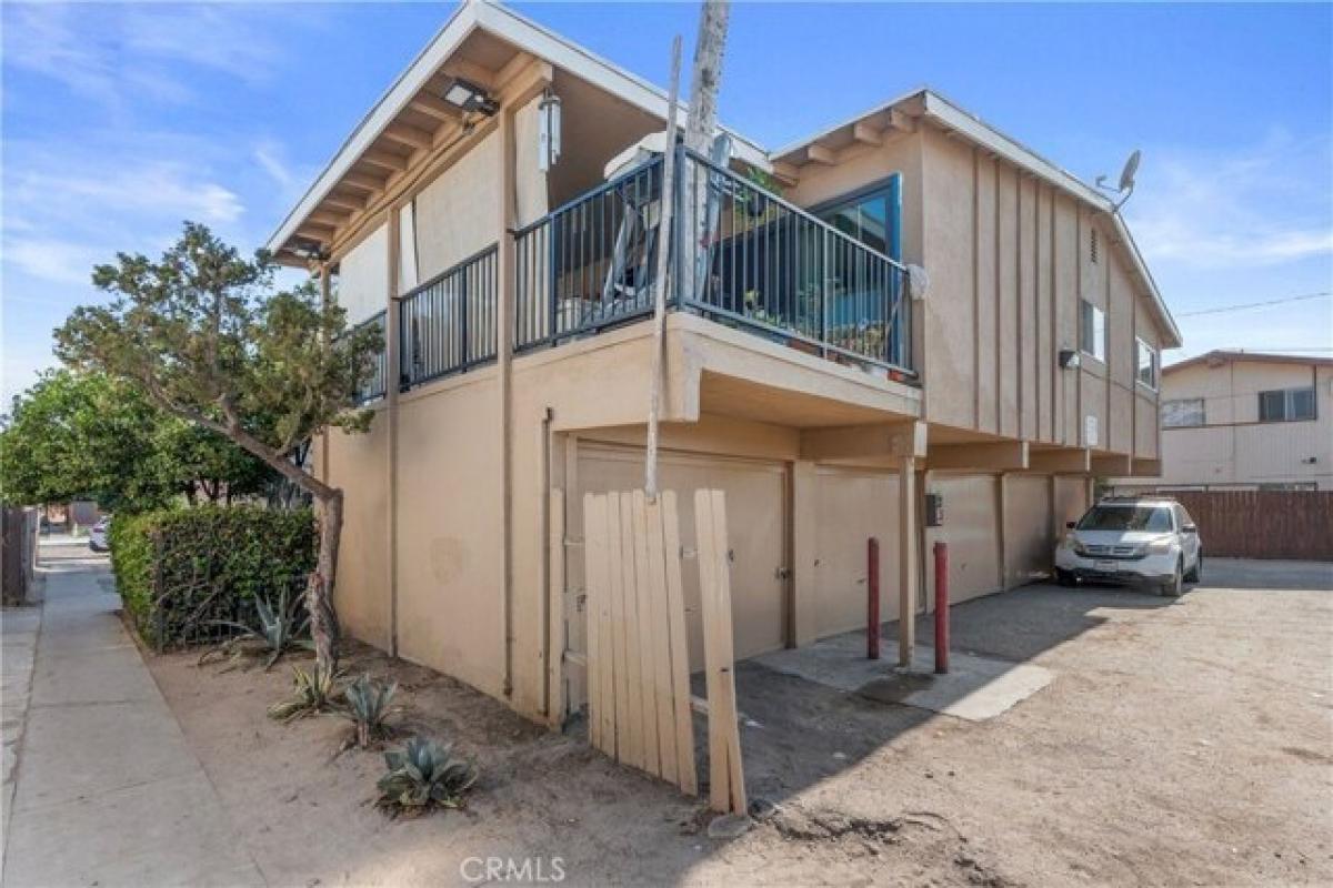 8 bedrooms House in Anaheim, USA No. 415599