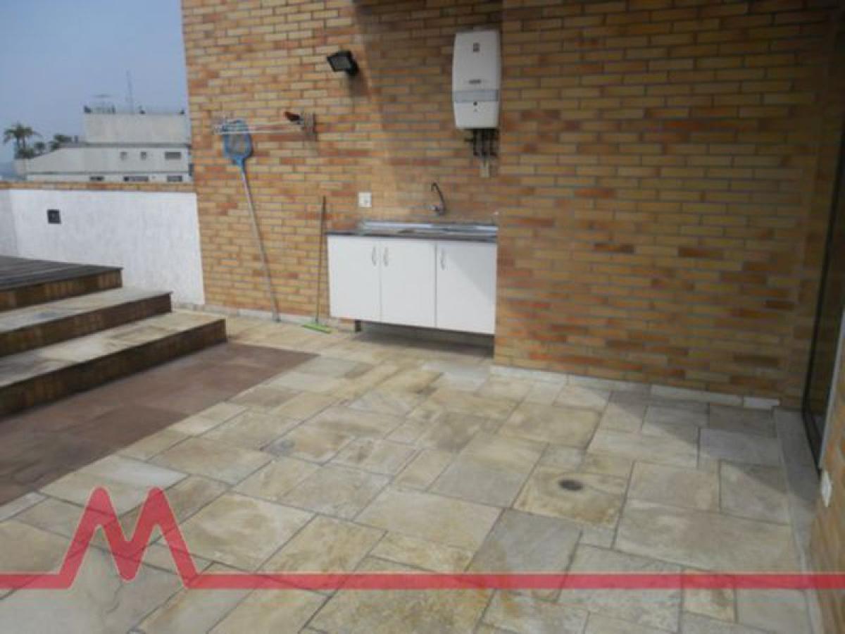 Casa de 4 dormitorios en Sao Paulo, Brazil No. 528541