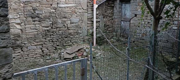 6-Zimmer Haus in Borgo Val di Taro, Italy, Nr. 256803 4