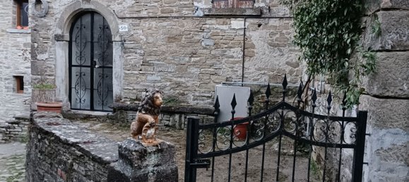 6-Zimmer Haus in Borgo Val di Taro, Italy, Nr. 256803 3