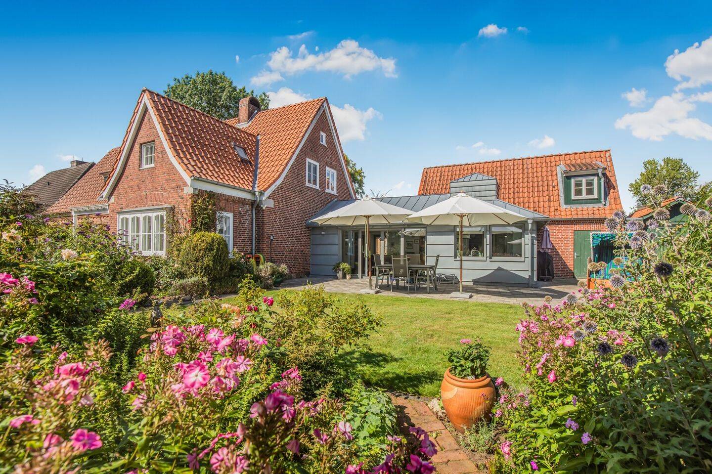 3 bedrooms Townhouse in Neumunster, Germany No. 294502