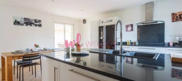 4 bedrooms Villa in Sainte-Eulalie, France No. 104642 6