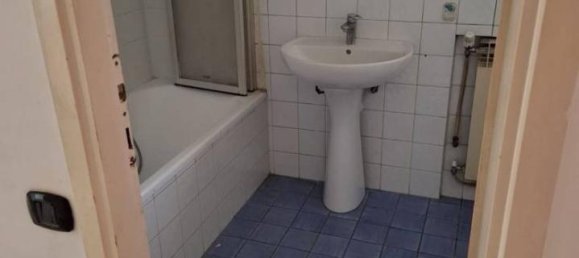 Квартира с 4 комнатами в Турин, Италия № 37735 26