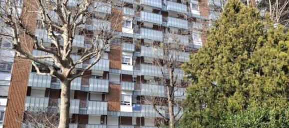 Квартира с 4 комнатами в Турин, Италия № 37735 2