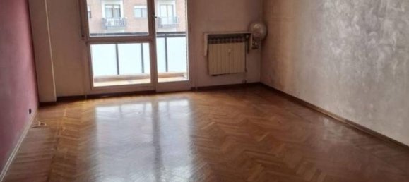 Квартира с 4 комнатами в Турин, Италия № 37735 22