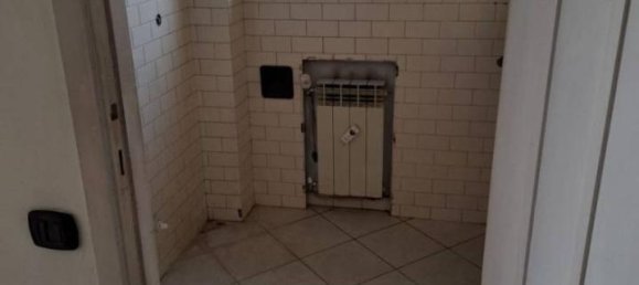 Квартира с 4 комнатами в Турин, Италия № 37735 24