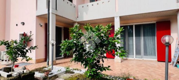 4 bedrooms Villa in Verona, Italy No. 73741 2