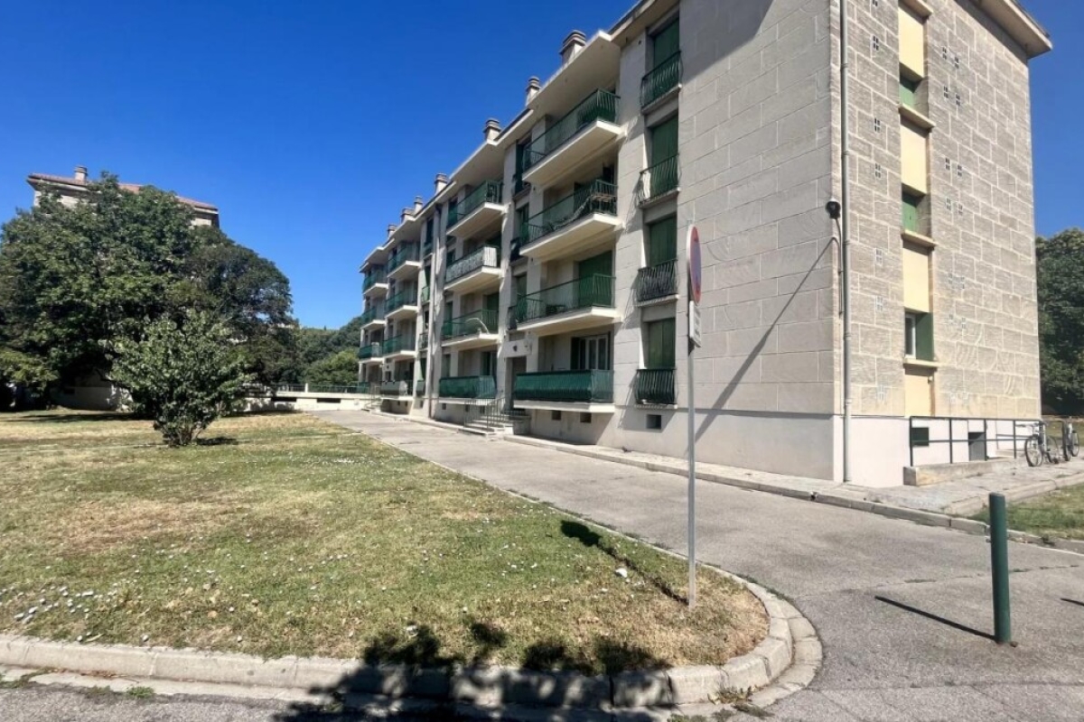 Estudio en Aix-en-Provence, France No. 339474