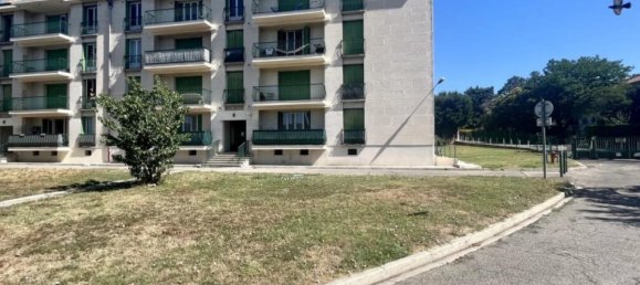 Estudio en Aix-en-Provence, France No. 339474 2