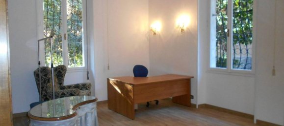 6 rooms Apartment in Rome, Italy No. 147293 11