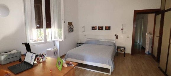 6 rooms Apartment in Rome, Italy No. 147293 14