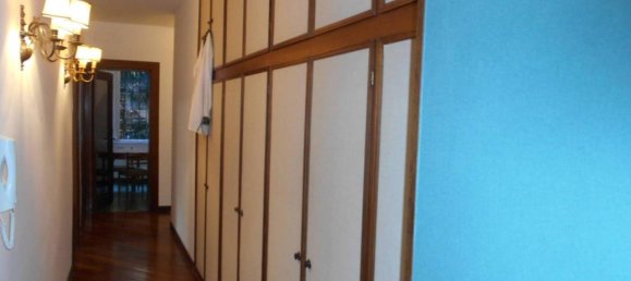 6 rooms Apartment in Rome, Italy No. 147293 9