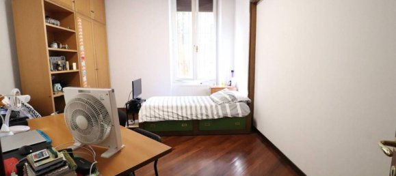 6 rooms Apartment in Rome, Italy No. 147293 23