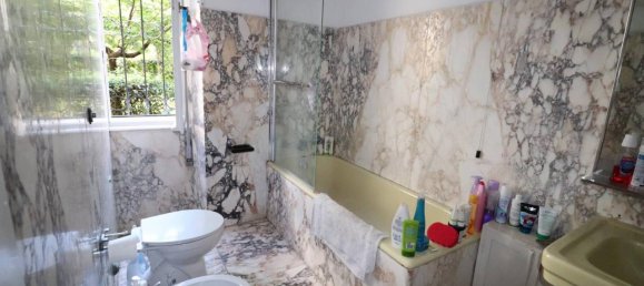 6 rooms Apartment in Rome, Italy No. 147293 27