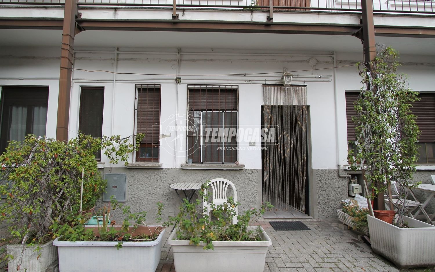 Квартира с 2 комнатами в Колоньо Монцезе, Италия № 268878