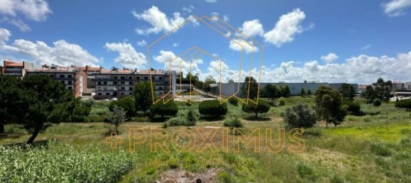 640m² Land in Tavarede, Portugal No. 79691 3