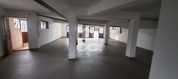 128m² Warehouse in Gondomar, Portugal No. 10458 3