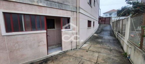 128m² Warehouse in Gondomar, Portugal No. 10458 11