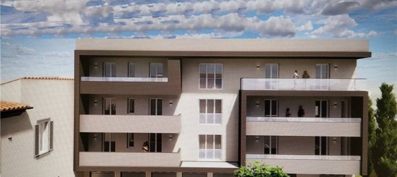 2 bedrooms Apartment in Campi Bisenzio, Italy No. 10817 2