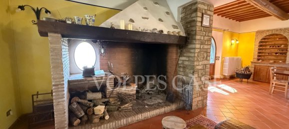 3 bedrooms Villa in Montepulciano, Italy No. 229778 10