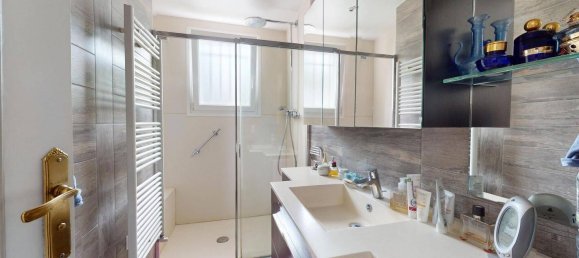 5 bedrooms House in Sainte-Genevieve-des-Bois, France No. 322128 6