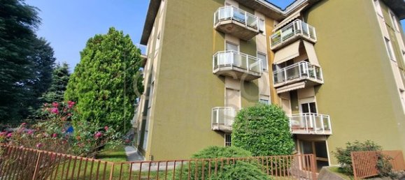 Квартира с 3 комнатами в Горла Маджоре, Италия № 181214 5