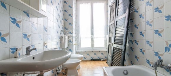 3-salle Duplex à Appiano Gentile, Italy No. 269377 17