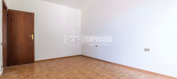 3-salle Duplex à Appiano Gentile, Italy No. 269377 22